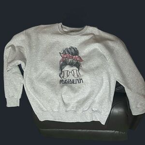 Gildan Gray Graphic Crewneck Sweater